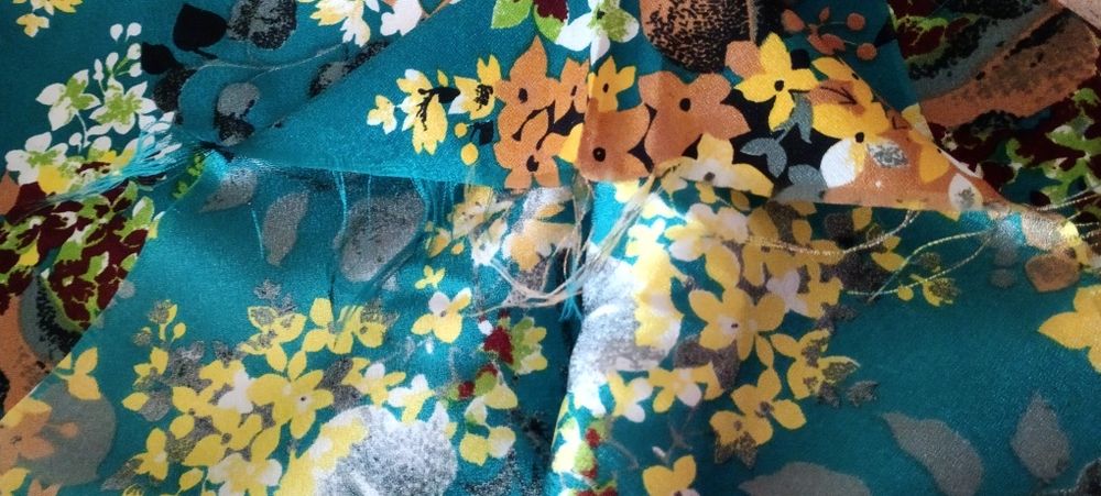 Тканина шовкова, крам, відріз