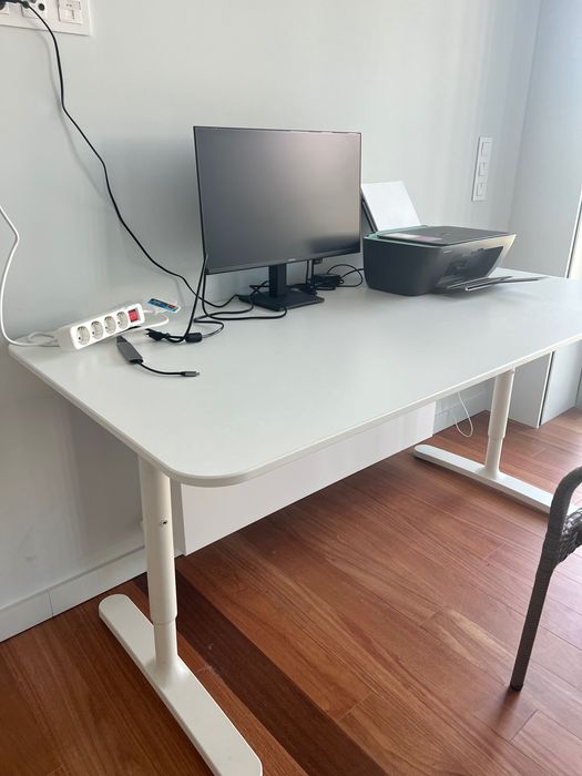 IKEA TROTTEN sit/stand desk 160*80 cm (white)
