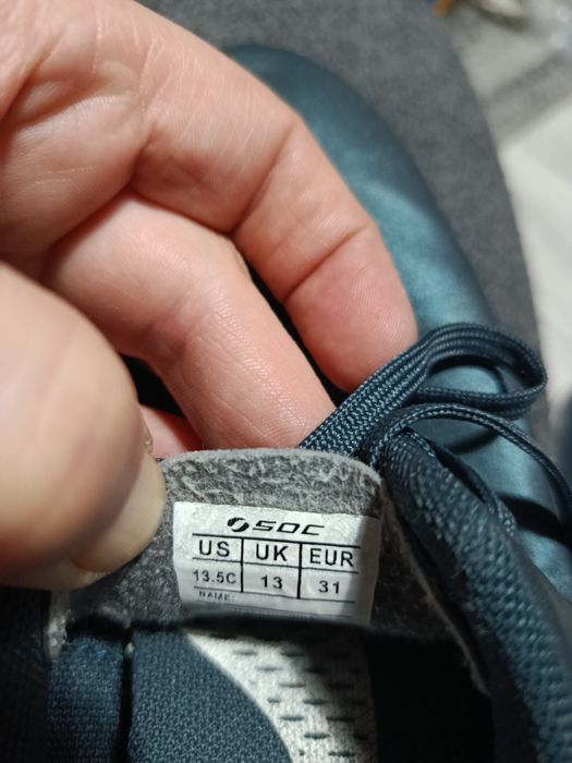 Buty do piłki nożnej