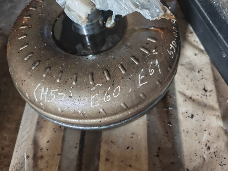 Conversor de torque binário BMW e60 e61 525d 530d zf 6hp26