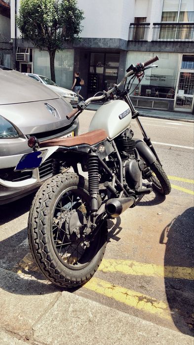 Suzuki GN 250 - Cafe Racer