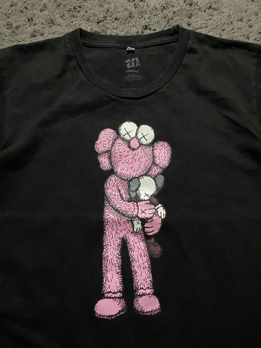 футболка kaws hanes