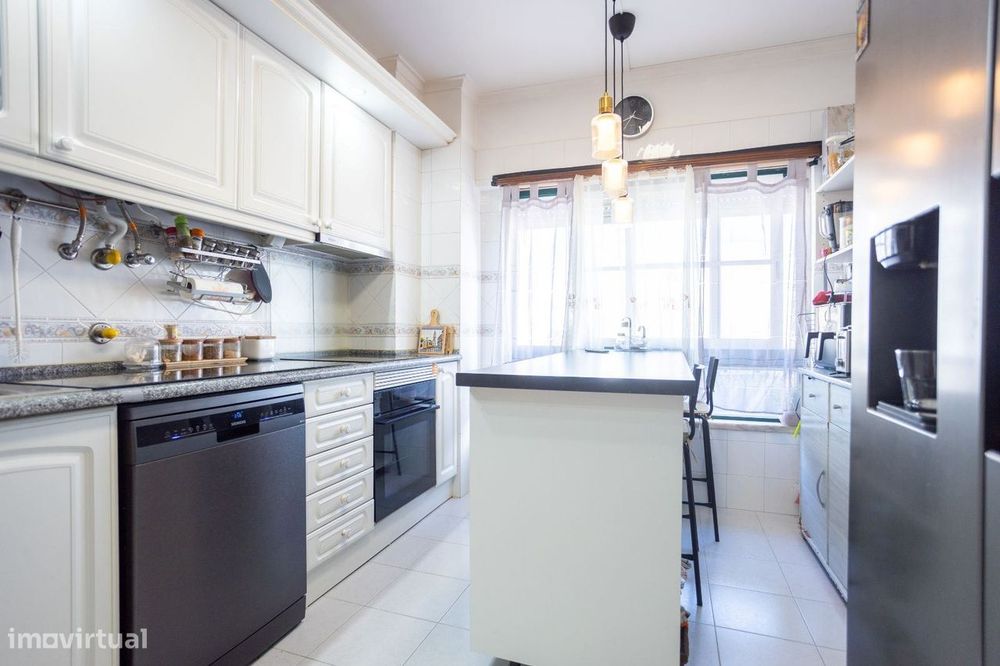 Apartamento T2 no Carregado
