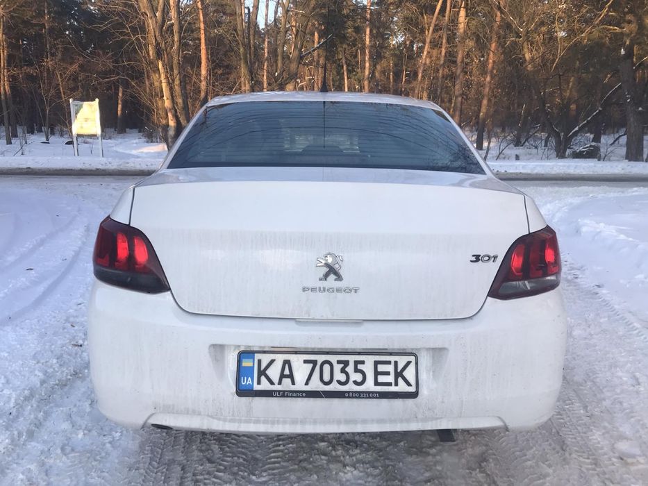 Продам пежо 301 2022 автомат газ1.6