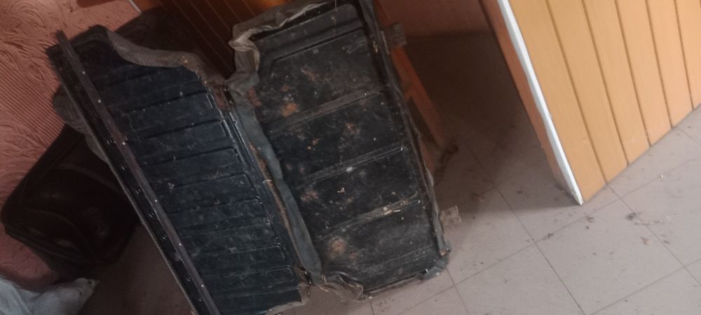 Задній сідак нива