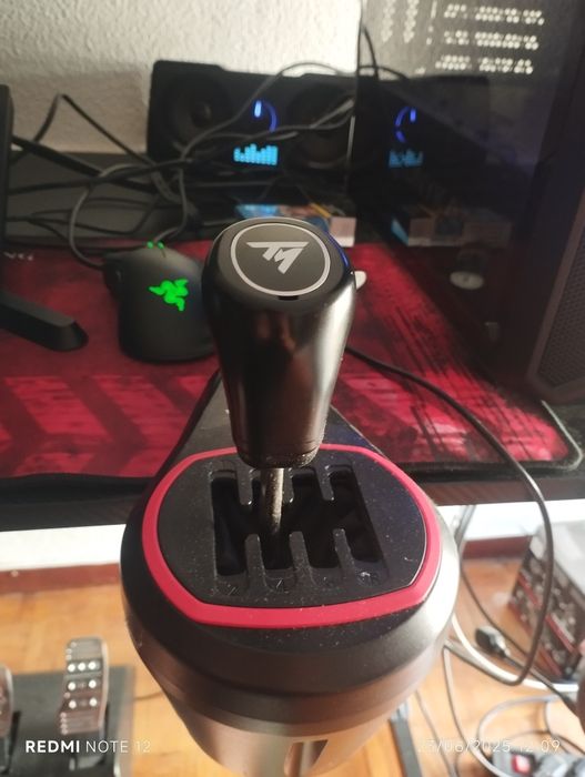 Volante thrustmaster t300 ferrari Alcântara