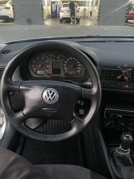 Продам машину  Golf 4