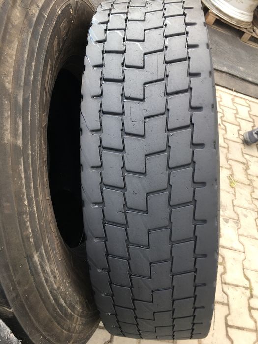 13r22.5 Michelin XZY2