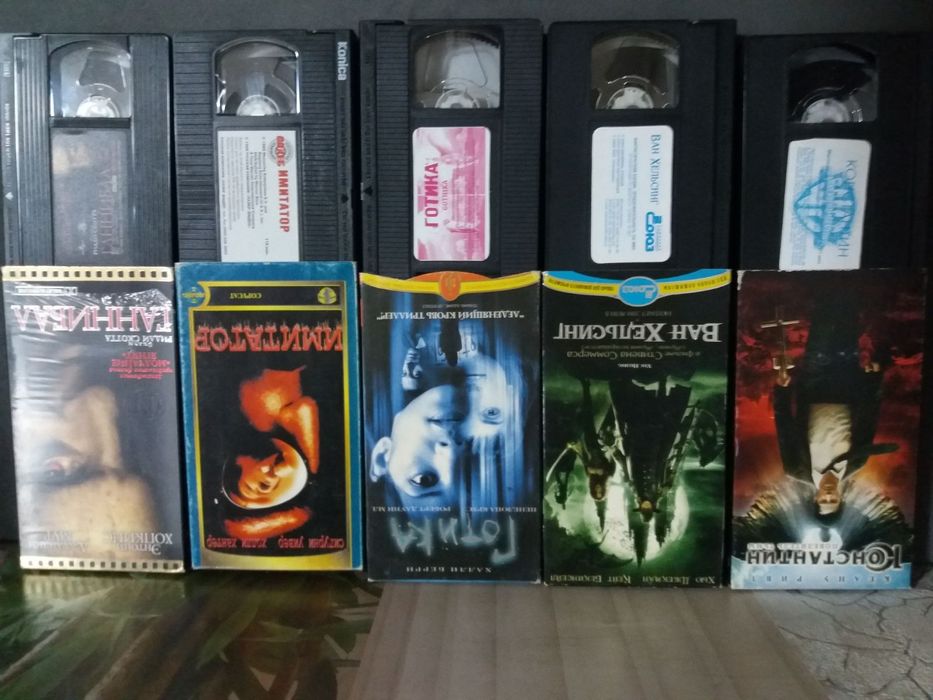 Видеокассеты відеокасети фильмы ужасы мультфильмы клипы футбол рыбалка
