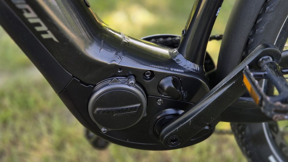 Rower elektryczny Giant Explore E+2