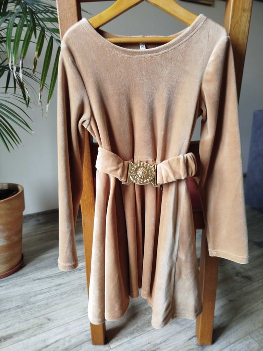 Sukienka elegancka 134