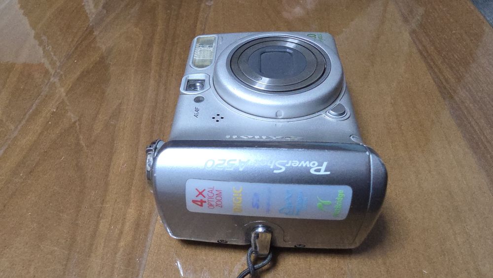 Фотоапарат CANON PowerShot A520