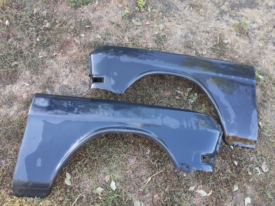 Крило на Волга 24 2410 переднє ліве водія пластик пластмаса скловолокн