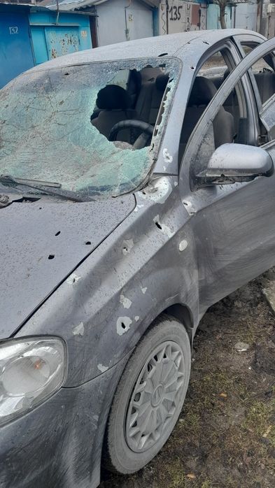 Авто після обстрілу