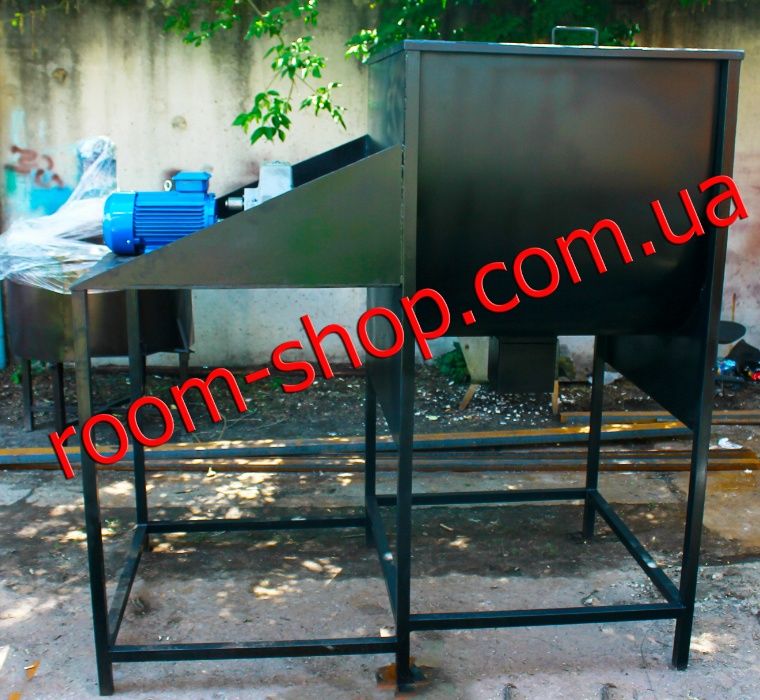 Смеситель кормов, бетоносмесители, коромосмесители, шнековый смеситель