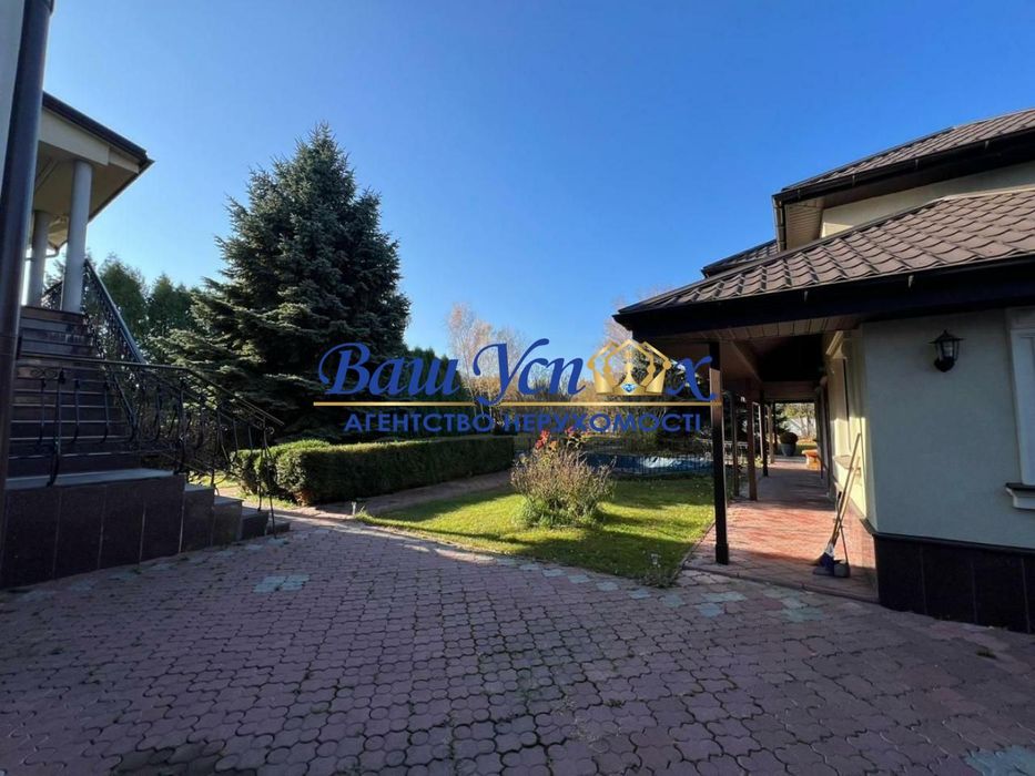 Продажа дома в Золотых Воротах с выходом на реку .Козин