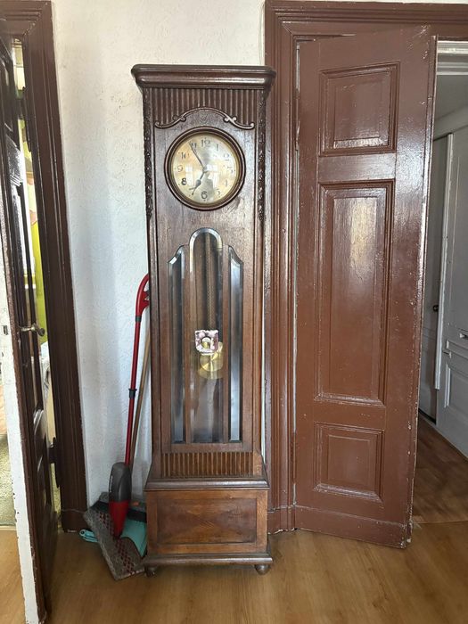 Zegar stojący drewniany
