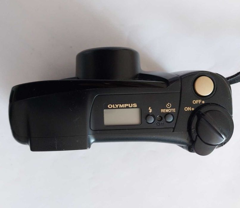 Фотоапарат Olympus Superzoom 800