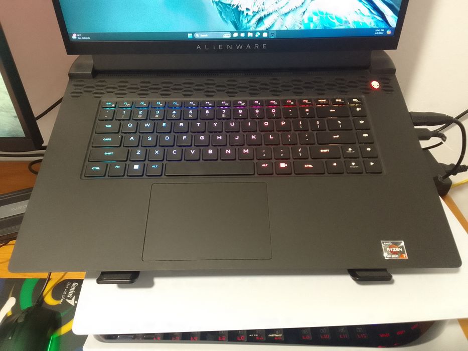 Teclado laptop Alienware M17 R5