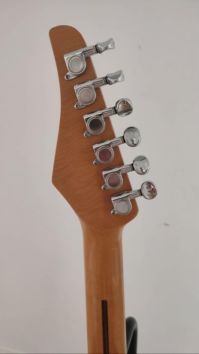 Gitara lutnicza stratocaster + kabel Ernie Ball + pokrowiec Thomann