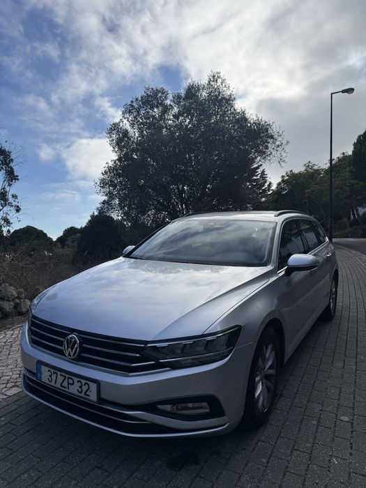 **Volkswagen Passat Automático**