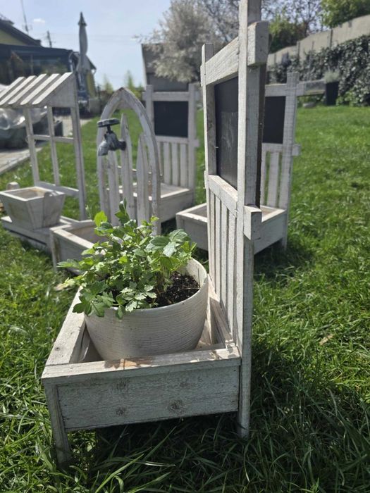 dekoracja ogród taras balkon stojak z kranikiem nieużywane