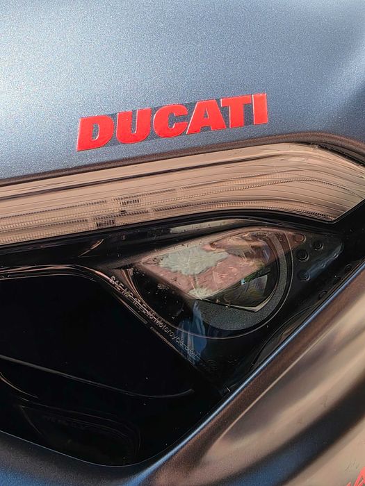 Ducati Panigale v2 2024