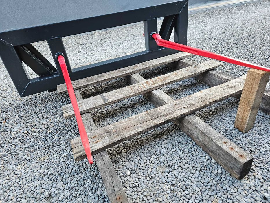 Chwytak do bel Kły do balotów bali słomy euro ramka-widły kute DOWÓZ