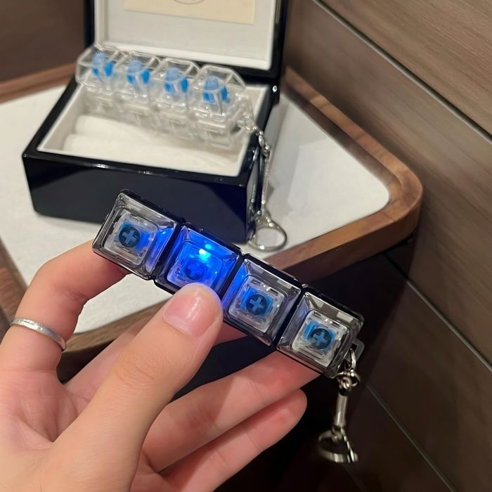 Брелок-клавіатура антистрес | Брелок з кейкапами