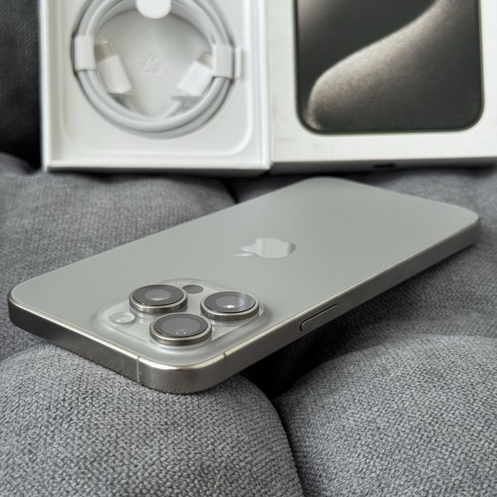 Apple iphone 15 Pro Max 256 Natural Titan