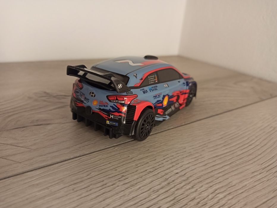 HYUNDAI i20 Rc, zdalnie sterowany