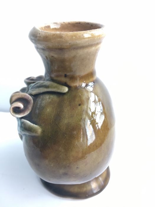 Maly flakonik w różyczki PRL