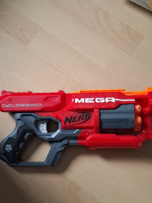 Nerf  mega czerwony