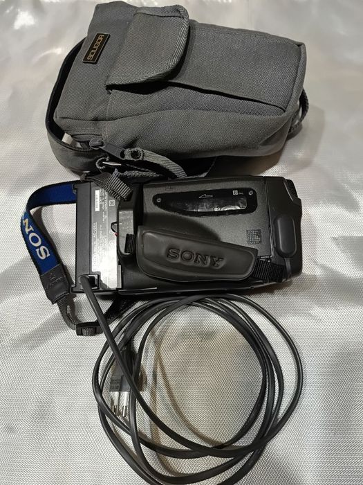 Видеокамера Sony Handycam Video 8
