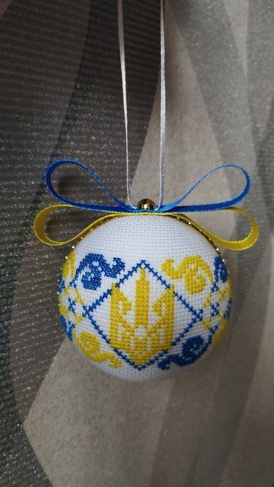 Вишиті іграшки новорічні ручна робота