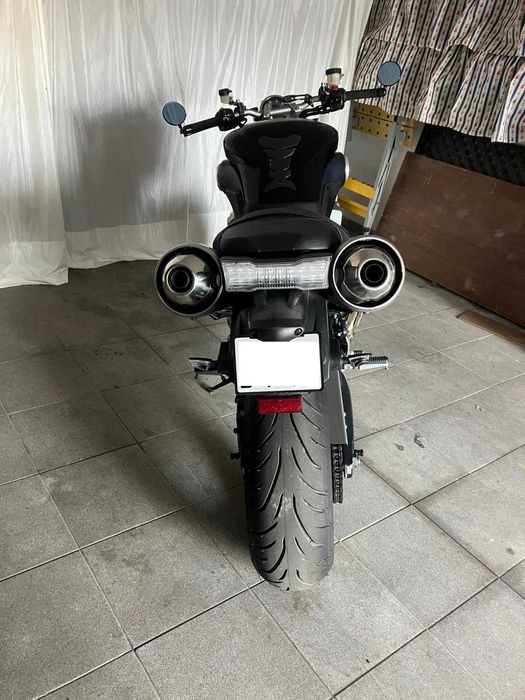 Yamaha MT01 ano 2007 com 27.000 km