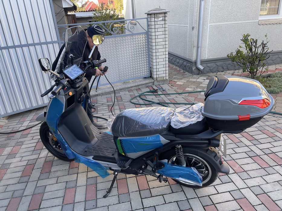Електроскутер sok moto TIREX 2000W 72V32A (може бути обмін)