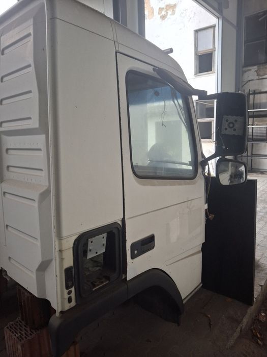 Kabina dzienna Volvo FM stan BDB Łódzkie