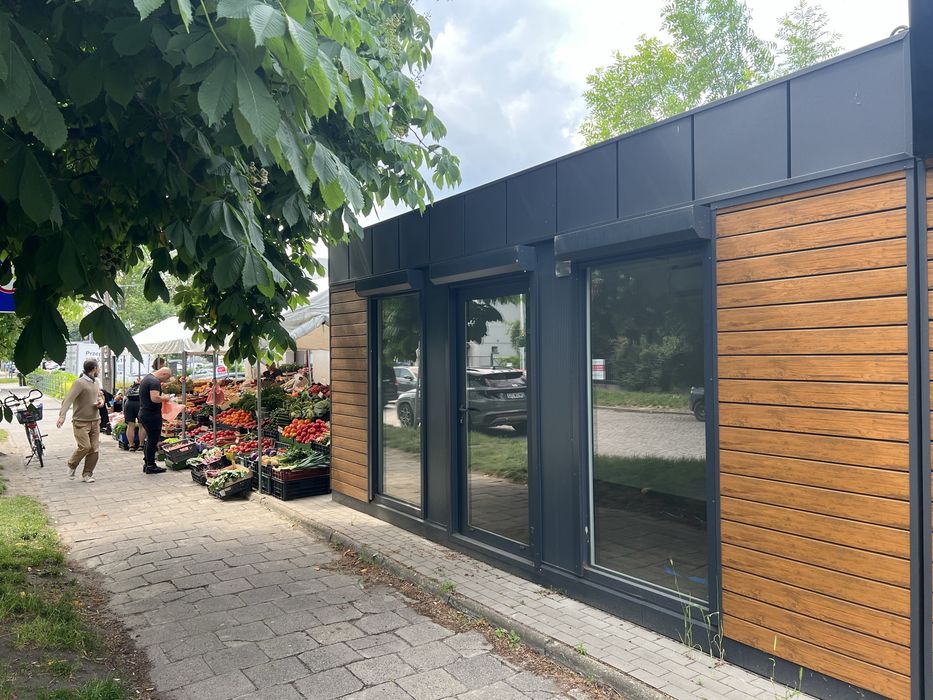 Lokal Usługowy 18m² – Gotowy do wejścia! Wrocław, przy markecie Lidl
