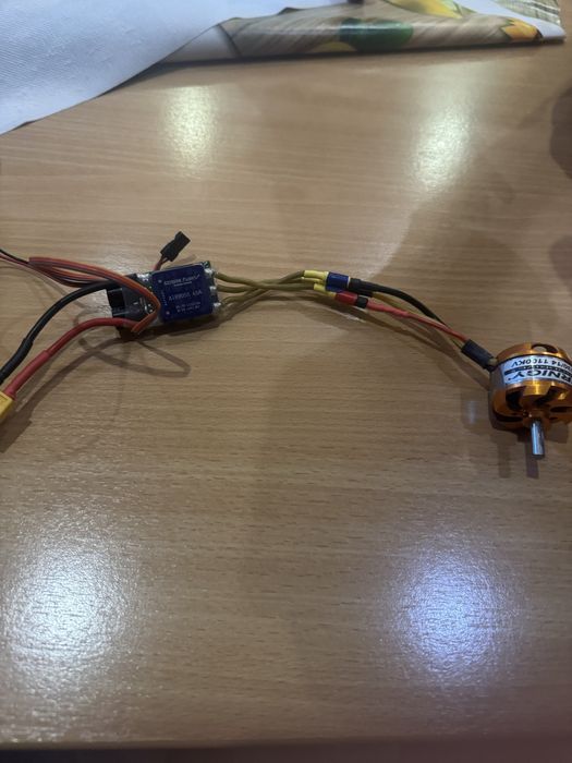 Regulator extreme flight plus silnik turnigy