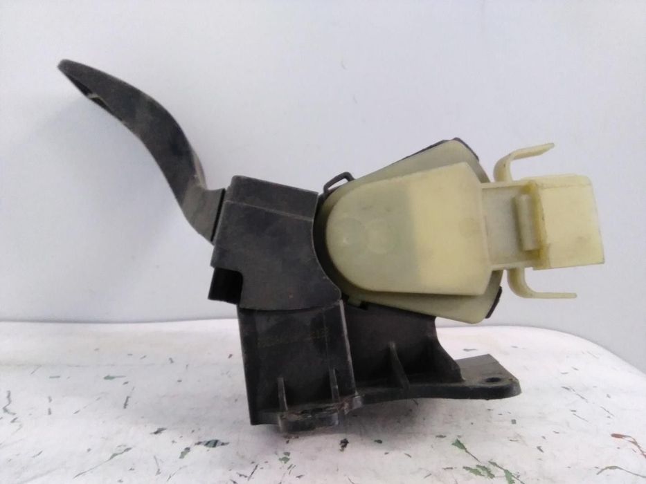 POTENCIOMETRO PEDAL FORD FOCUS SEDAN 2004 -