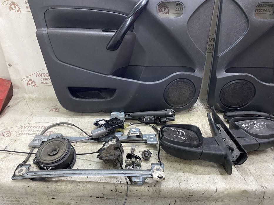 Дверні карти Рено Канго 2-3 замки ручки