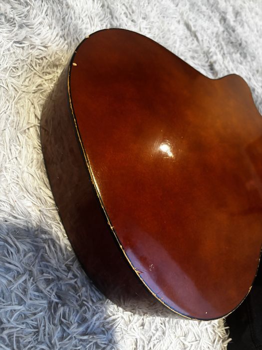 Używana gitara klasyczna 3/4