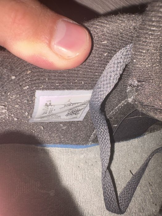 Jordan 4 grey.