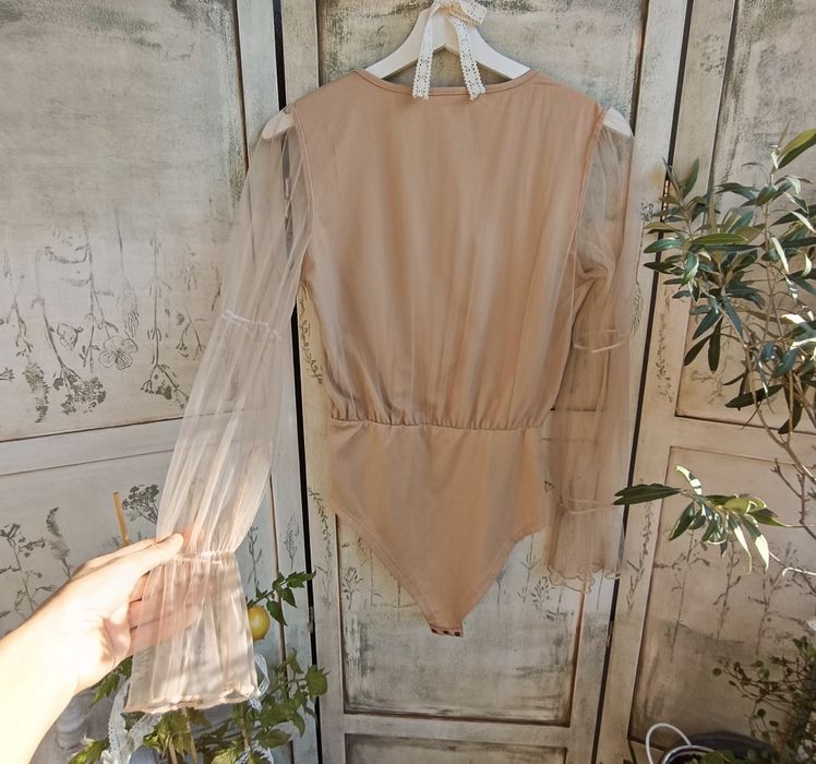 Body S biust 43x2 neo romantyzm tiul balletcore mesh bell sleeves coquette