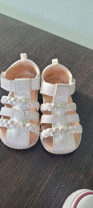Buty 9 par nr 23