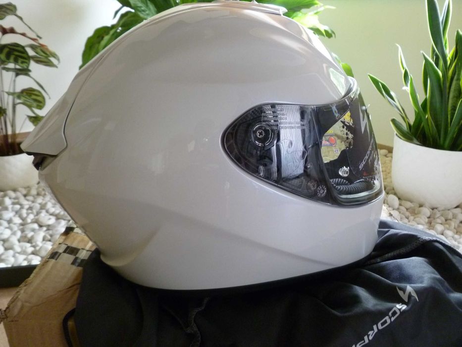 Capacete Integral Scorpion Exo-1400 Evo II Air Branco Pérola