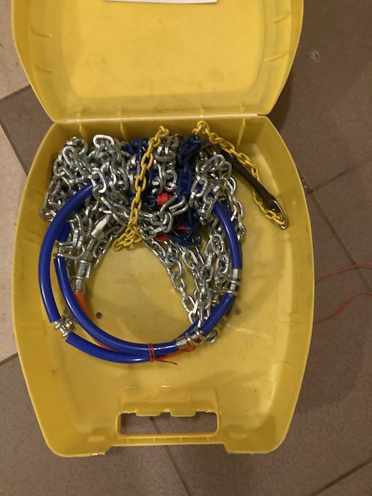 Łańcuchy śniegowe TAURUS 4x4 16mm KN247 235/70R16 235/65R17 235/60R18