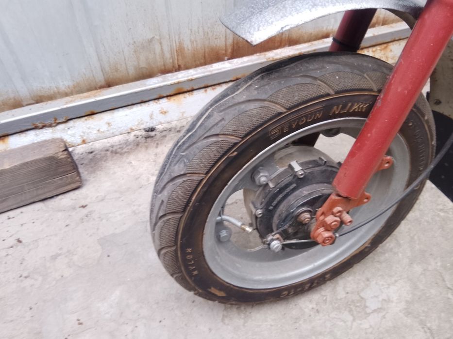 Продам электроскутер.