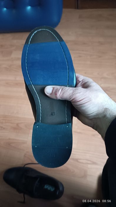 Шкіряні туфлі 40 та 41 розміру